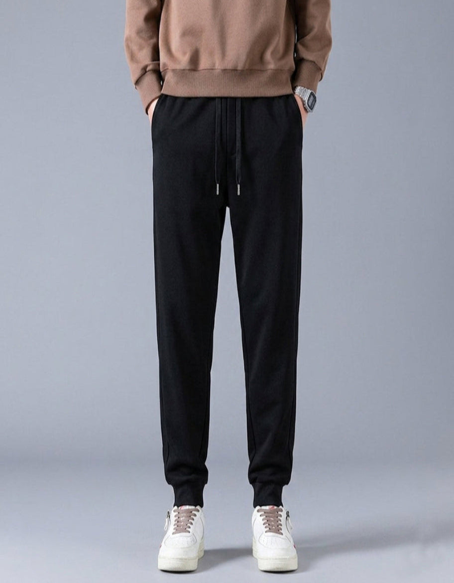 Men’s Essential Joggers