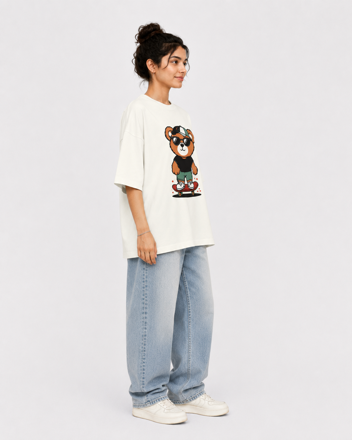 Women's Skater Bear Oversized T-Shirt